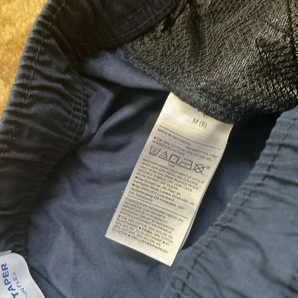 NWOT! Old Navy Built-in Flex Tapered Tech Pants for Boys.